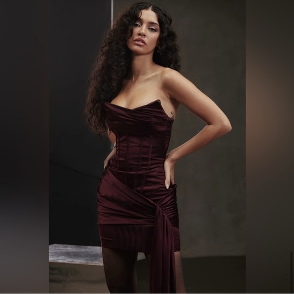 HOUSE OF CB 'Loubella' Mulberry Strapless Corset Dress NWOT wine - Picture 5 of 8